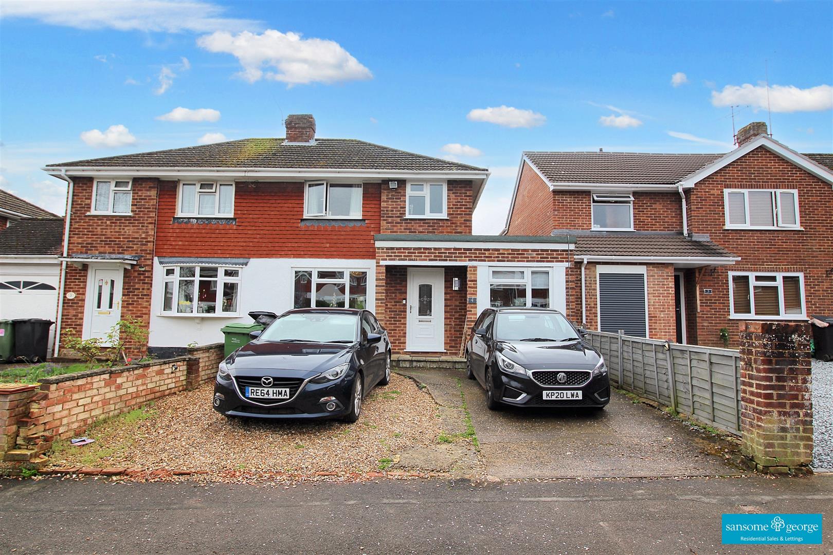 3 bed property in Skilton Road, Tilehurst